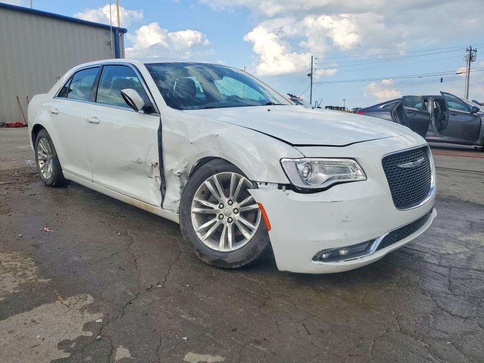 Продаж на аукціоні авто 2018 Chrysler 300, vin: 2C3CCAAG1JH275206, номер лоту: 68009206