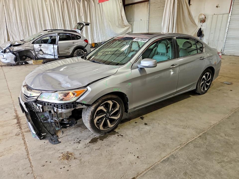 2017 Honda Accord მანქანა იყიდება აუქციონზე, vin: 1HGCR2F88HA267485, აუქციონის ნომერი: 68070846
