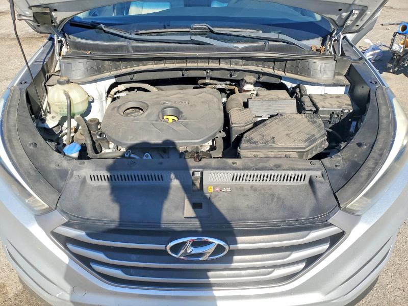 68155346 :رقم المزاد ، KM8J33A44HU329511 vin ، 2017 Hyundai Tucson مزاد بيع