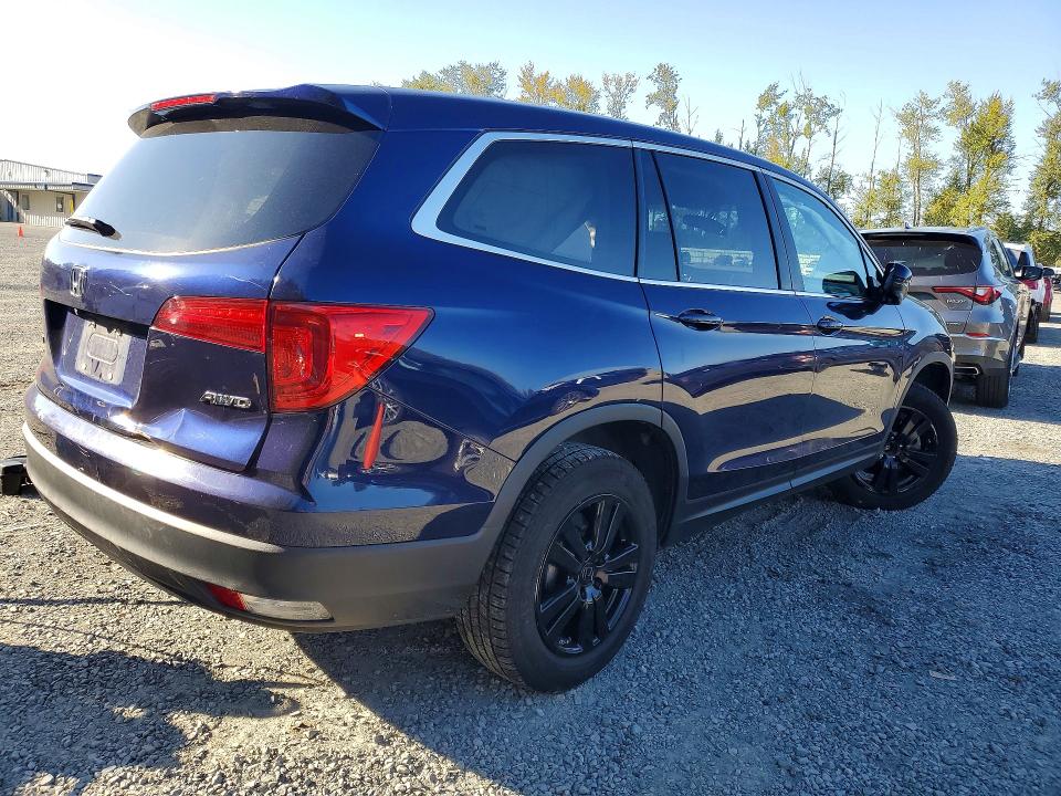 Auction sale of the 2018 Honda Pilot, vin: 5FNYF6H54JB070284, lot number: 69620696