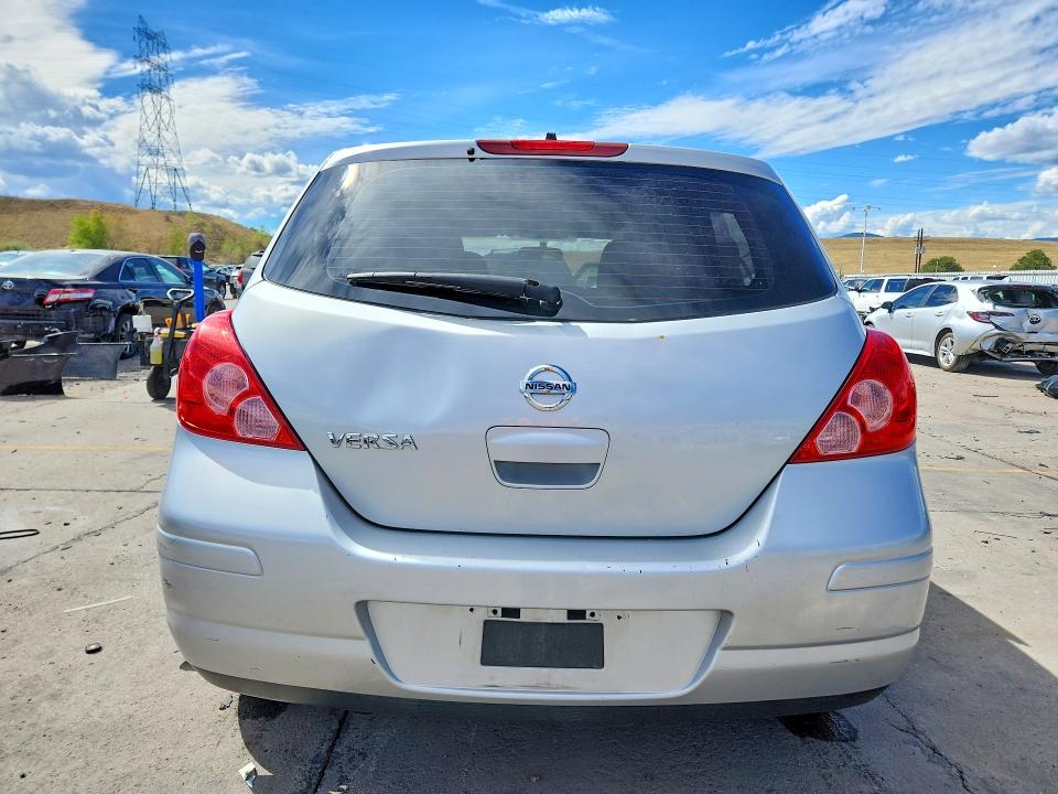 2011 Nissan Versa მანქანა იყიდება აუქციონზე, vin: 3N1BC1CP4BL415720, აუქციონის ნომერი: 69613476
