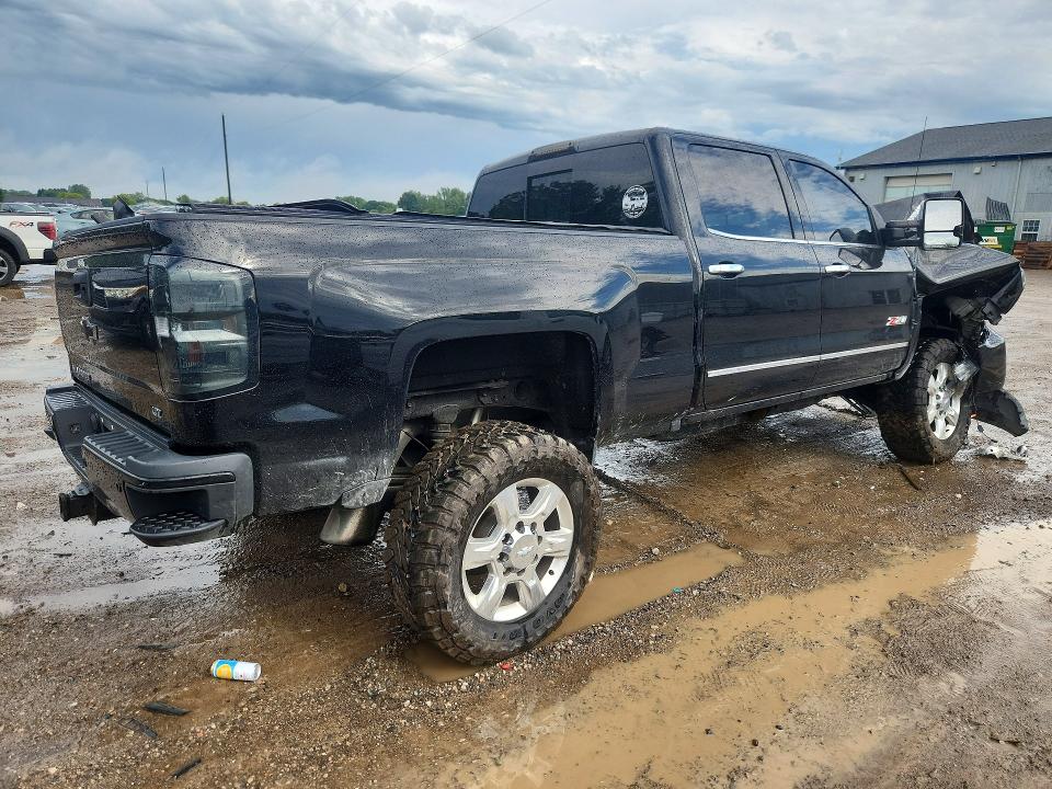 67794076 :رقم المزاد ، 1GC1KWEY6HF238329 vin ، 2017 Chevrolet Silverado مزاد بيع