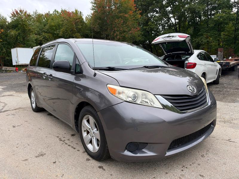 Aukcja sprzedaży 2014 Toyota Sienna, vin: 5TDKK3DC2ES495878, numer aukcji: 71273426