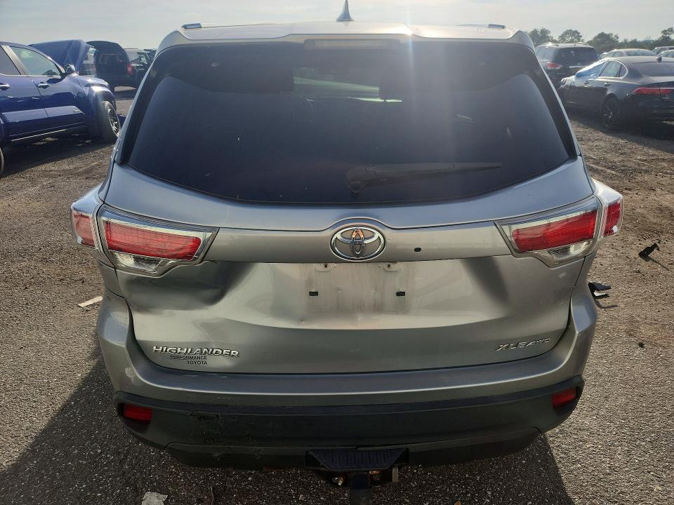 Продажа на аукционе авто 2016 Toyota Highlander, vin: 5TDJKRFH2GS242036, номер лота: 68323086
