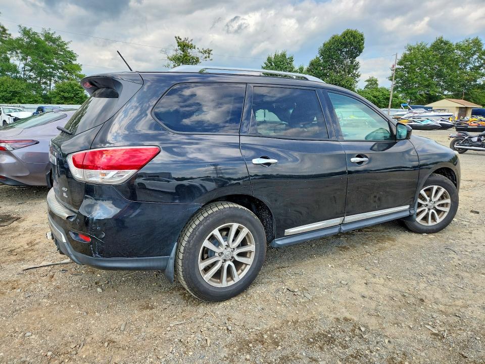 68044746 :رقم المزاد ، 5N1AR2MMXFC722923 vin ، 2015 Nissan Pathfinder مزاد بيع