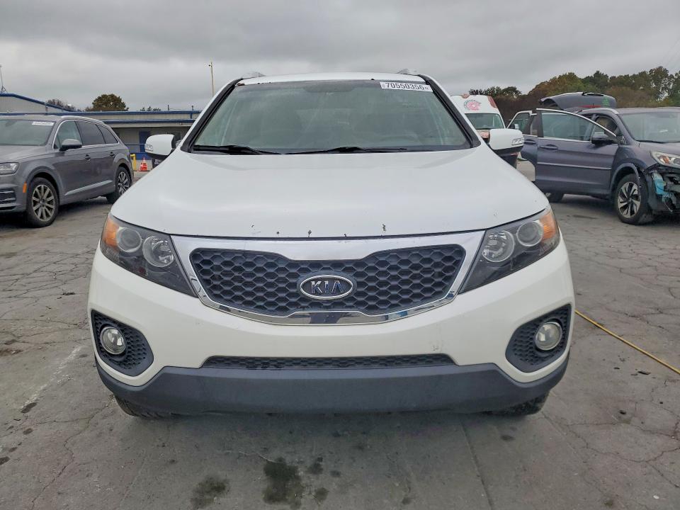 Продажа на аукционе авто 2011 Kia Sorento, vin: 5XYKT4A14BG172186, номер лота: 70550356