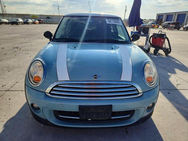 2013 Mini Cooper მანქანა იყიდება აუქციონზე, vin: WMWSU3C50DT687682, აუქციონის ნომერი: 68178096