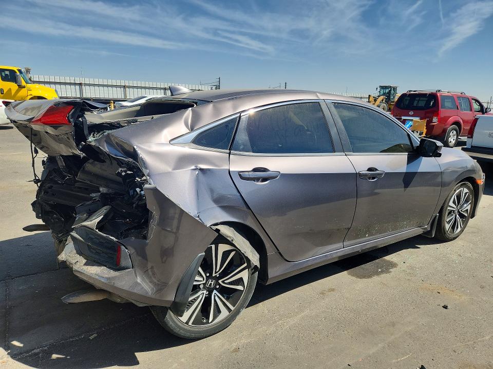 Продаж на аукціоні авто 2018 Honda Civic, vin: JHMFC1F3XJX016030, номер лоту: 68640956