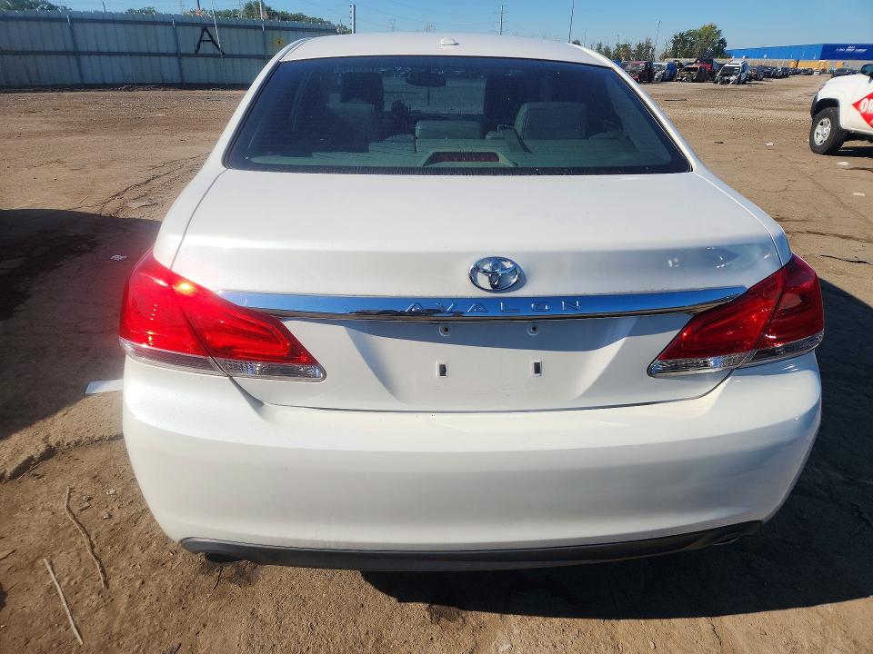 2011 Toyota Avalon მანქანა იყიდება აუქციონზე, vin: 4T1BK3DBXBU432232, აუქციონის ნომერი: 70473796