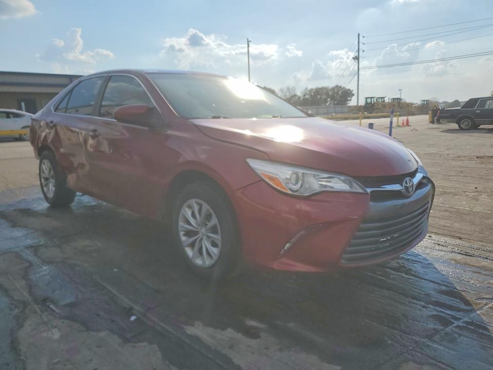 2017 Toyota Camry მანქანა იყიდება აუქციონზე, vin: 4T1BF1FK9HU812886, აუქციონის ნომერი: 68811086