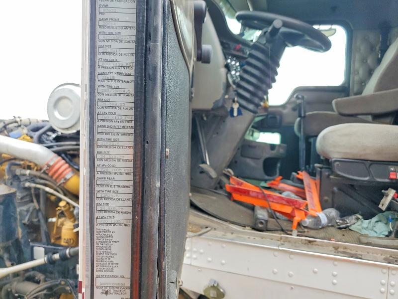 2005 Kenworth T800 მანქანა იყიდება აუქციონზე, vin: 3WKDPBTXX5F080368, აუქციონის ნომერი: 64048726