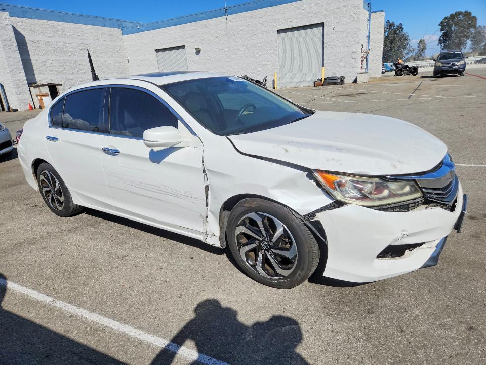 2016 Honda Accord მანქანა იყიდება აუქციონზე, vin: 1HGCR2F70GA147539, აუქციონის ნომერი: 69449686