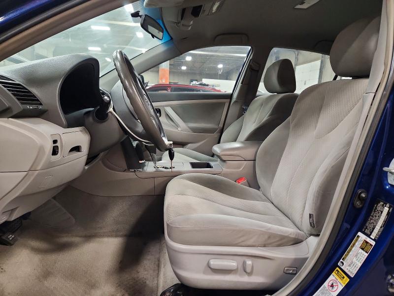 70906306 :رقم المزاد ، 4T1BE46K88U245512 vin ، 2008 Toyota Camry مزاد بيع