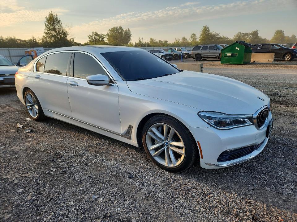 Продажа на аукционе авто 2017 Bmw 750, vin: WBA7F2C51HG422231, номер лота: 67540736