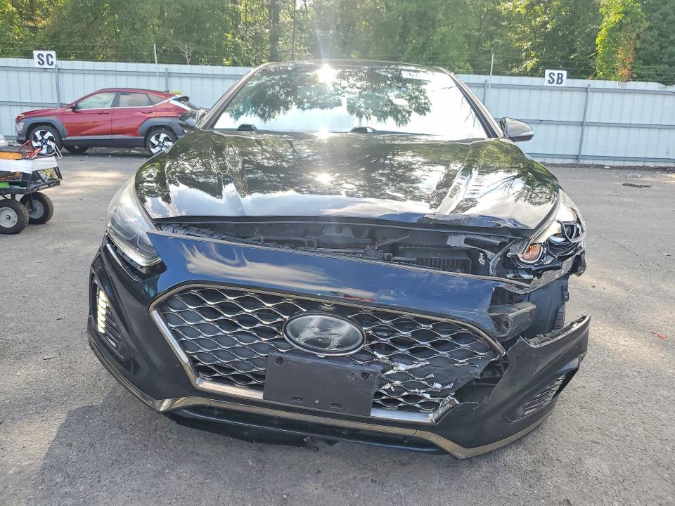 67596226 :رقم المزاد ، 5NPE34AB4JH671793 vin ، 2018 Hyundai Sonata مزاد بيع