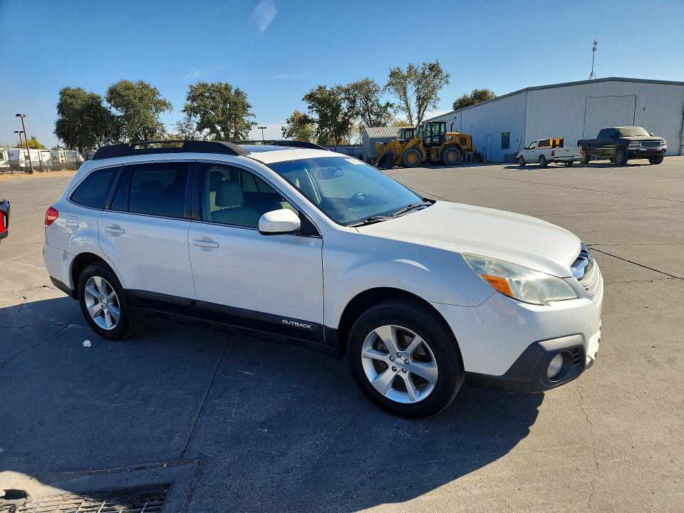 Продаж на аукціоні авто 2014 Subaru Outback, vin: 4S4BRBLC3E3325291, номер лоту: 67481196