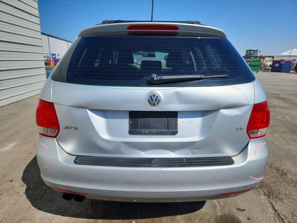 69901646 :رقم المزاد ، 3VWKZ71K29M271981 vin ، 2009 Volkswagen Jetta مزاد بيع