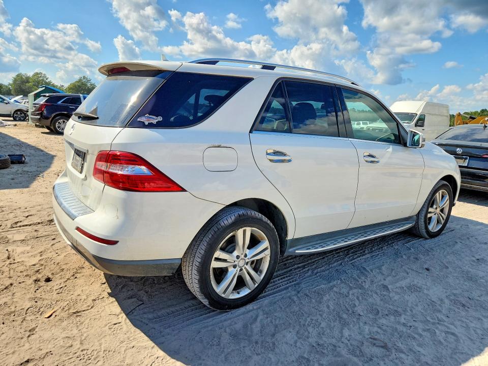 Продажа на аукционе авто 2015 Mercedes-benz Ml, vin: 4JGDA5JB7FA516740, номер лота: 70478316