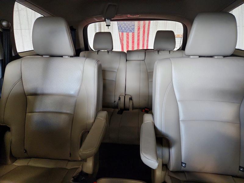 69023126 :رقم المزاد ، 5FNYF6H06JB014142 vin ، 2018 Honda Pilot مزاد بيع