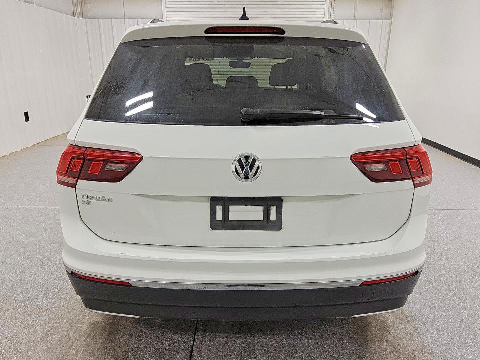 64388476 :رقم المزاد ، 3VV3B7AX4MM152234 vin ، 2021 Volkswagen Tiguan مزاد بيع