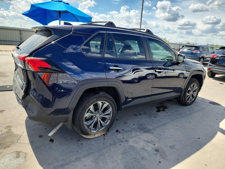 68536616 :رقم المزاد ، 4T3D6RFV2RU169940 vin ، 2024 Toyota Rav4 مزاد بيع
