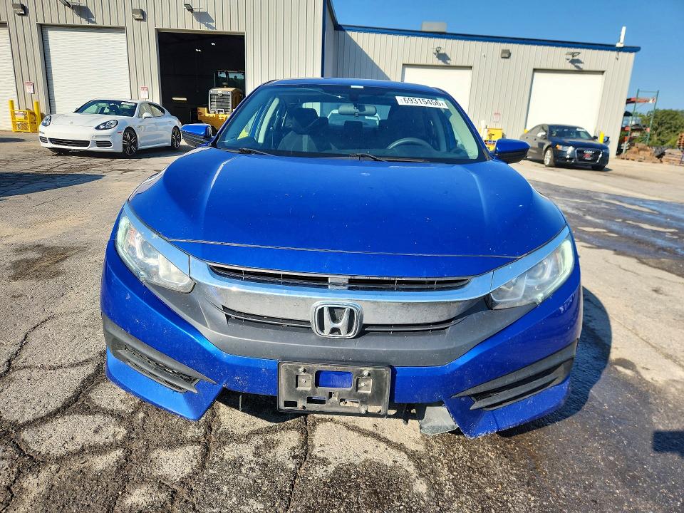 Aukcja sprzedaży 2017 Honda Civic, vin: 19XFC2F50HE072853, numer aukcji: 69315456