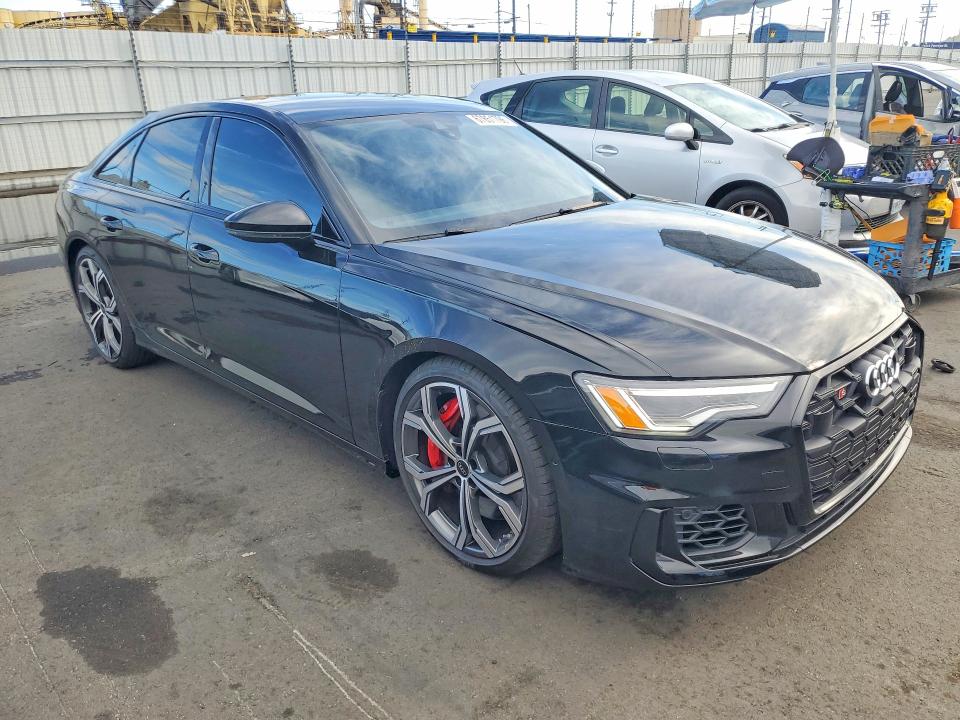 Продажа на аукционе авто 2025 Audi S6, vin: WAUEFBF21SN038591, номер лота: 67851796
