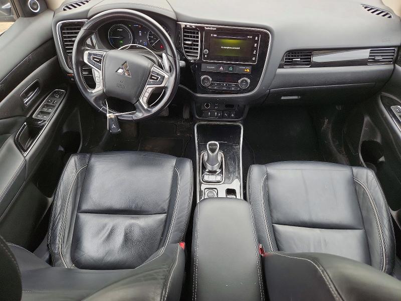 Продажа на аукционе авто 2018 Mitsubishi Outlander, vin: JA4J24A52JZ610957, номер лота: 69820806