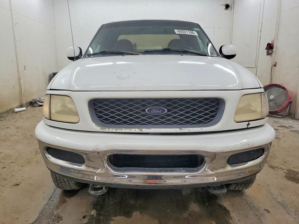 69321166 :رقم المزاد ، 1FTDX18W3VNC43839 vin ، 1997 Ford F150 مزاد بيع