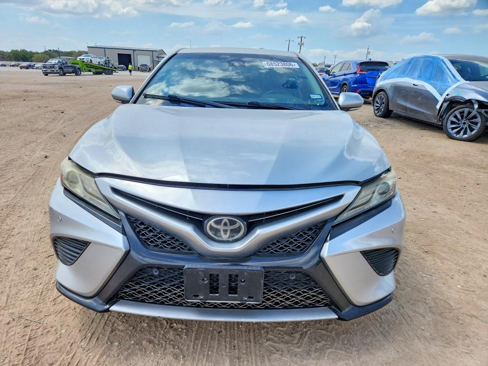 Aukcja sprzedaży 2018 Toyota Camry, vin: 4T1B61HK8JU071617, numer aukcji: 68523806