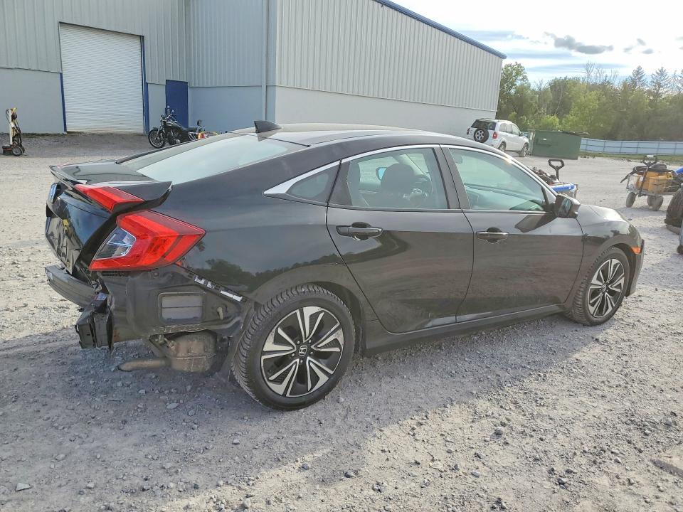 69397286 :رقم المزاد ، 19XFC1E32JE001766 vin ، 2018 Honda Civic مزاد بيع
