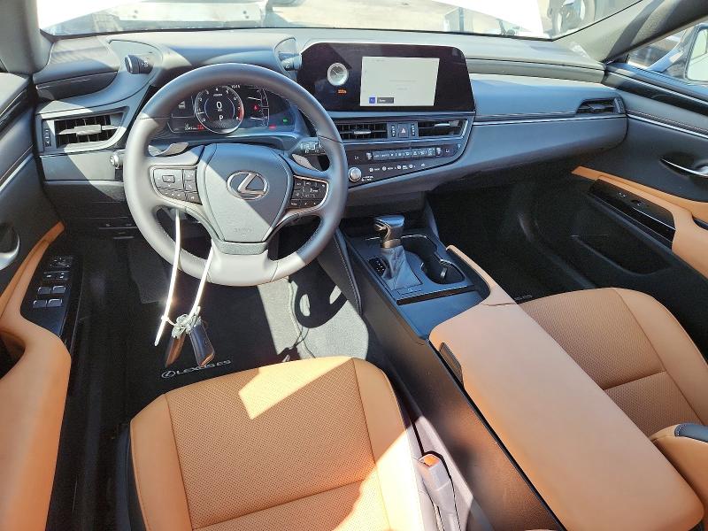 68854276 :رقم المزاد ، 58ACZ1B12SU214566 vin ، 2025 Lexus Es 350 مزاد بيع