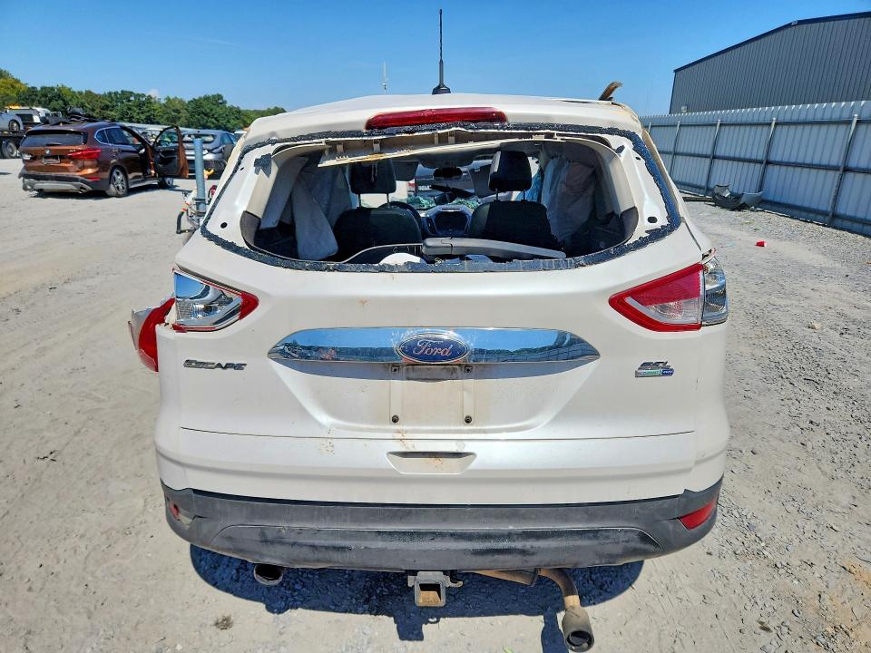 2013 Ford Escape მანქანა იყიდება აუქციონზე, vin: 1FMCU9H94DUB35582, აუქციონის ნომერი: 69649416