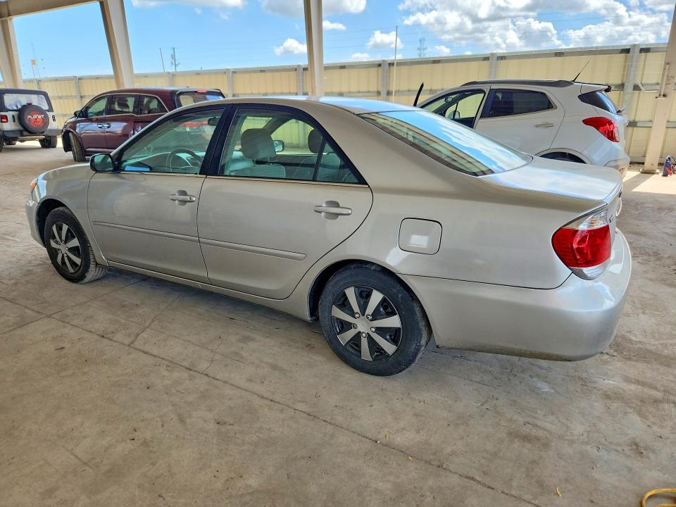 70434466 :رقم المزاد ، 4T1BE32K26U737126 vin ، 2006 Toyota Camry مزاد بيع
