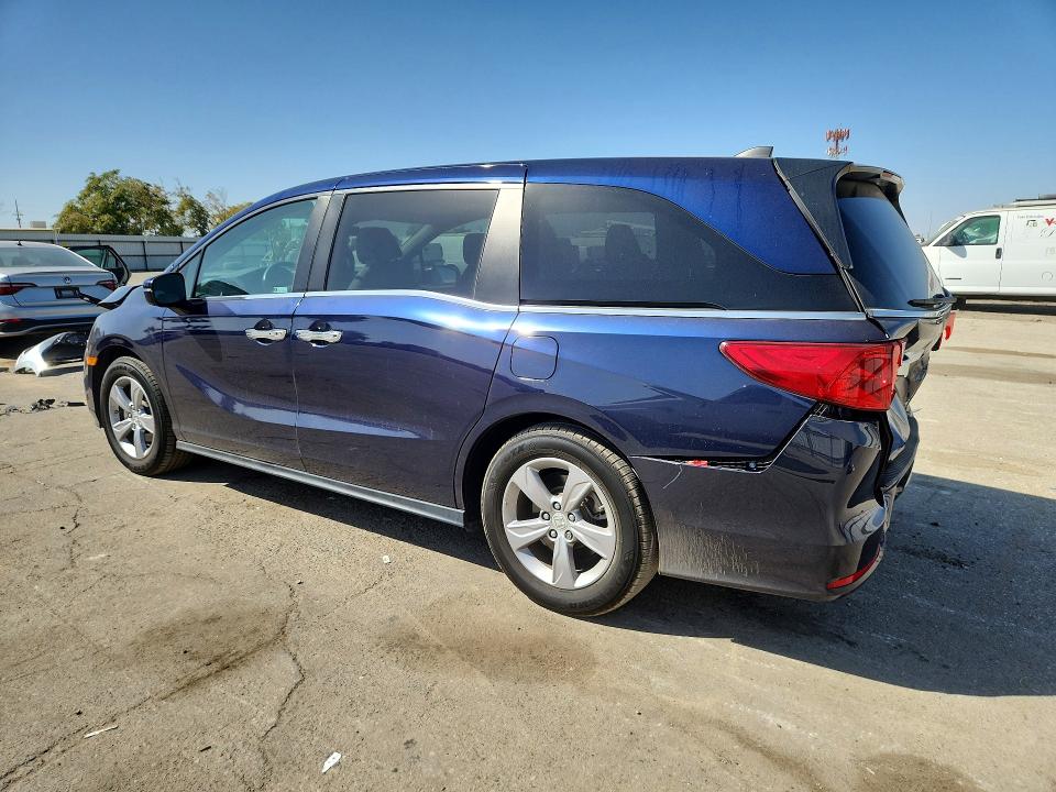 Продаж на аукціоні авто 2018 Honda Odyssey, vin: 5FNRL6H79JB065547, номер лоту: 69382736