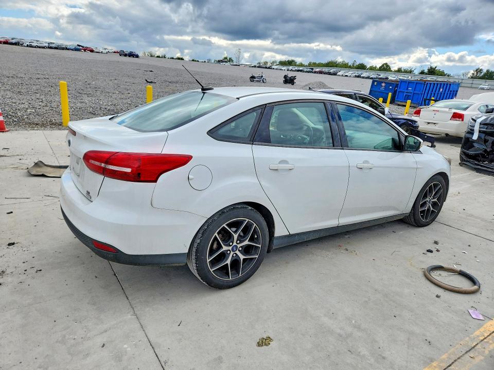 69928146 :رقم المزاد ، 1FADP3FE8HL273057 vin ، 2017 Ford Focus مزاد بيع