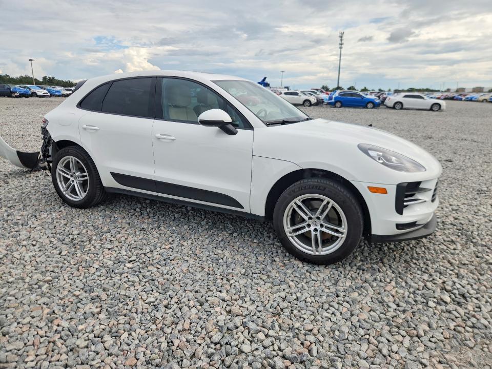 68789246 :رقم المزاد ، WP1AA2A59LLB15060 vin ، 2020 Porsche Macan مزاد بيع