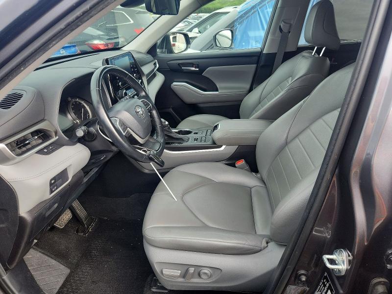 67559136 :رقم المزاد ، 5TDGZRBH6NS165390 vin ، 2022 Toyota Highlander مزاد بيع