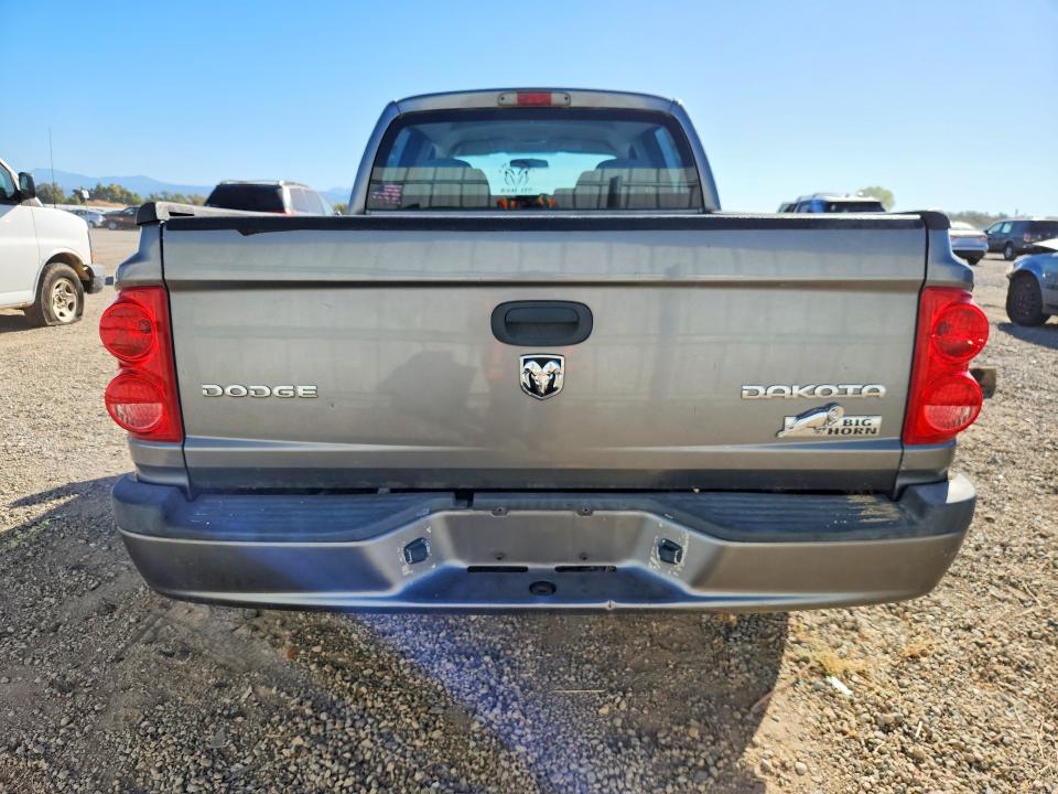 70372206 :رقم المزاد ، 1D7RE3GK3BS534138 vin ، 2011 Dodge Dakota مزاد بيع
