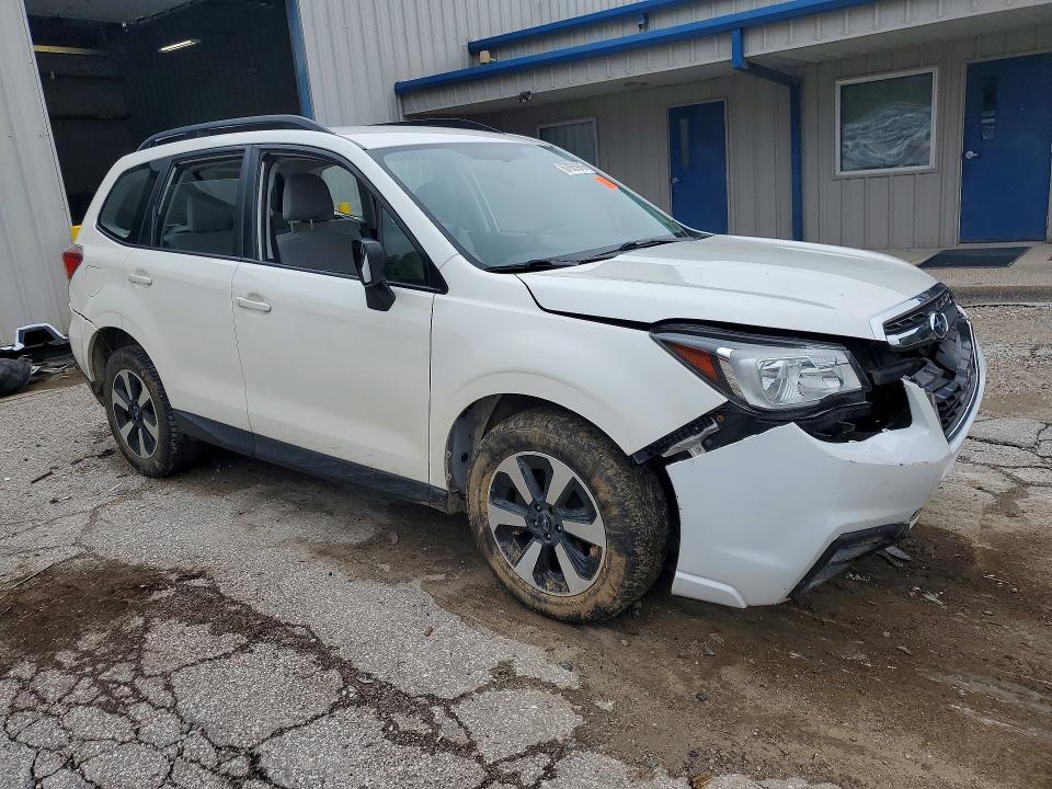 67985976 :رقم المزاد ، JF2SJABC7HH460418 vin ، 2017 Subaru Forester مزاد بيع