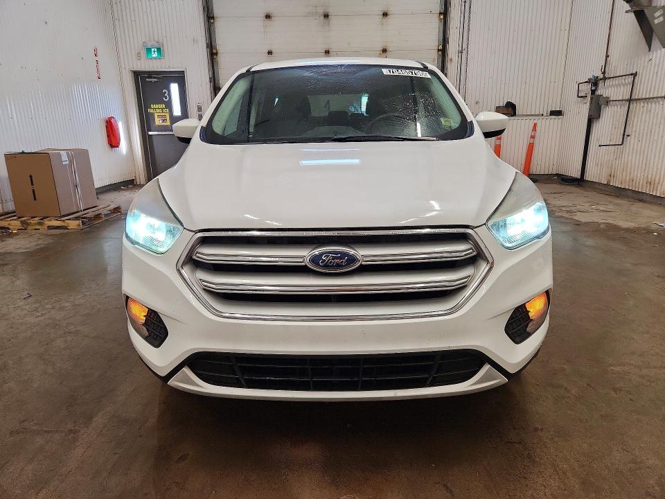 2019 Ford Escape მანქანა იყიდება აუქციონზე, vin: 1FMCU9GD6KUB39684, აუქციონის ნომერი: 70465796
