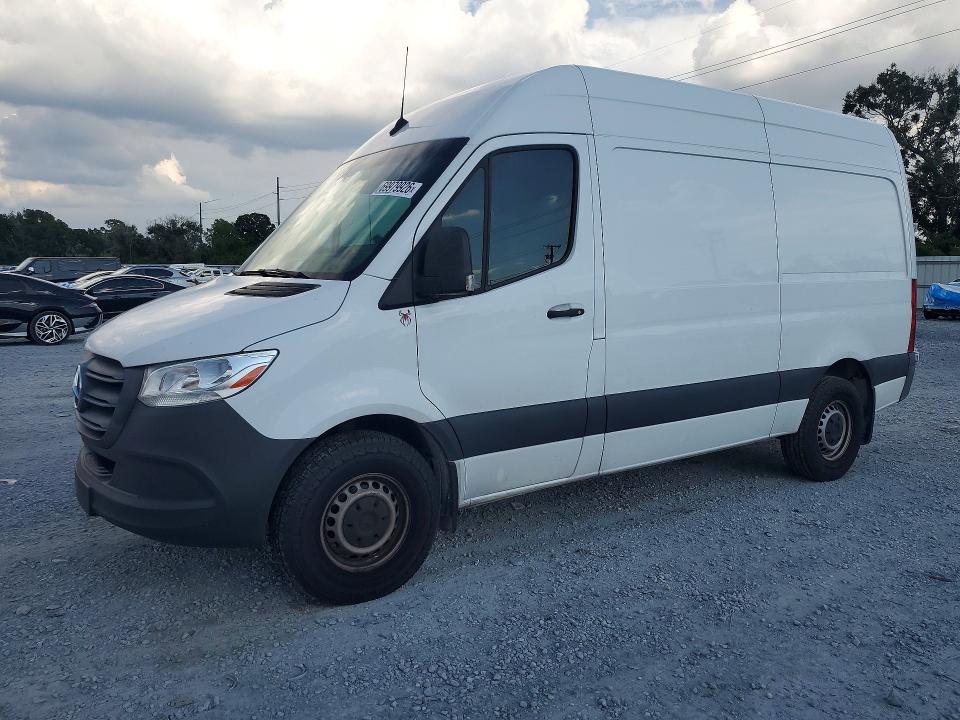 69979926 :رقم المزاد ، W1Y4KBHYXPT113931 vin ، 2023 Mercedes-benz Sprinter مزاد بيع