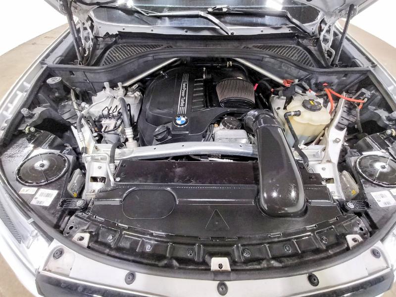 64573826 :رقم المزاد ، 5UXKR0C36H0V76562 vin ، 2017 Bmw X5 مزاد بيع