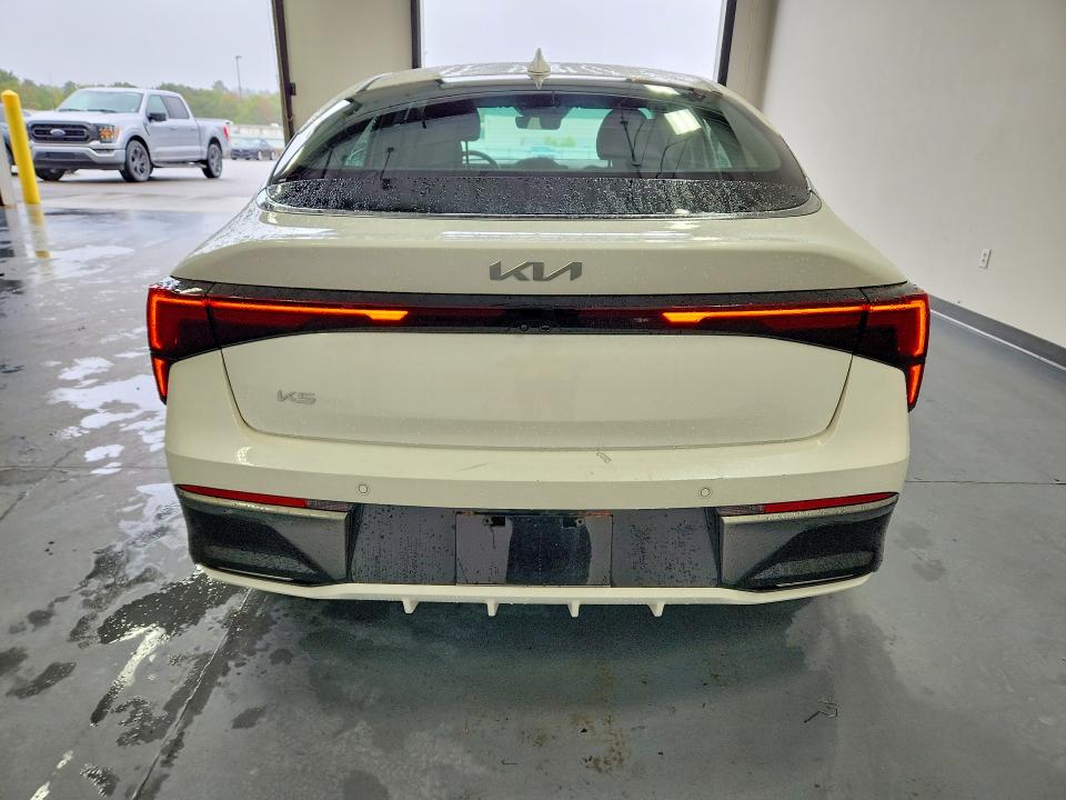 2026 Kia K5 მანქანა იყიდება აუქციონზე, vin: KNAG24J70T5490553, აუქციონის ნომერი: 70820536