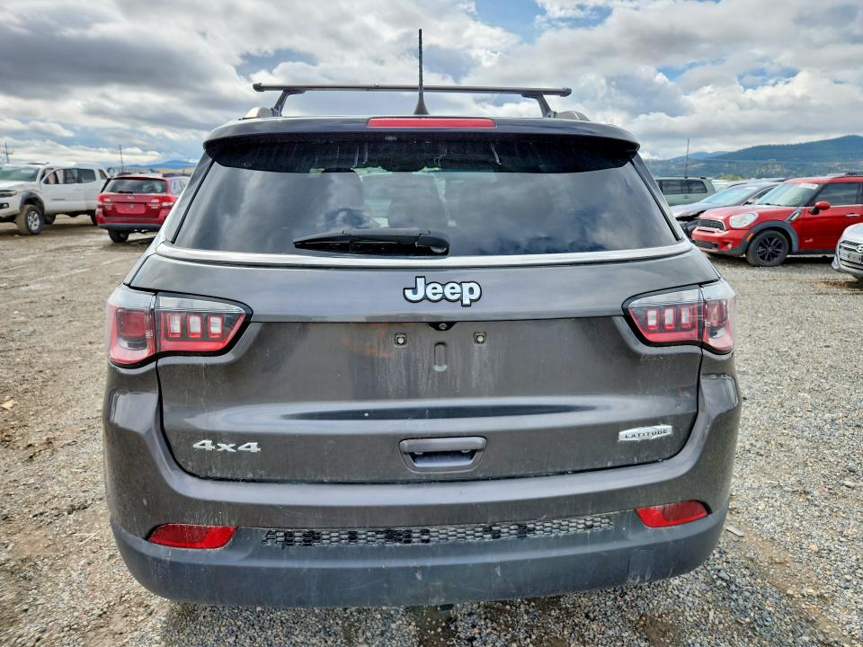 67870116 :رقم المزاد ، 3C4NJDBB4JT470206 vin ، 2018 Jeep Compass مزاد بيع
