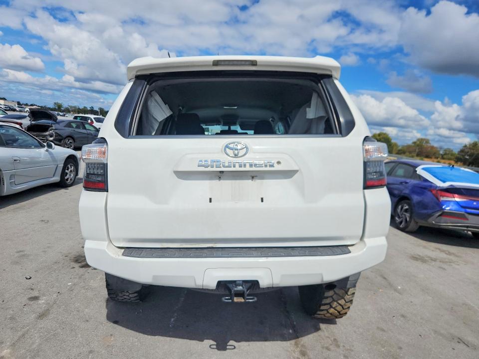 70076086 :رقم المزاد ، JTEBU5JR8K5633242 vin ، 2019 Toyota 4runner مزاد بيع