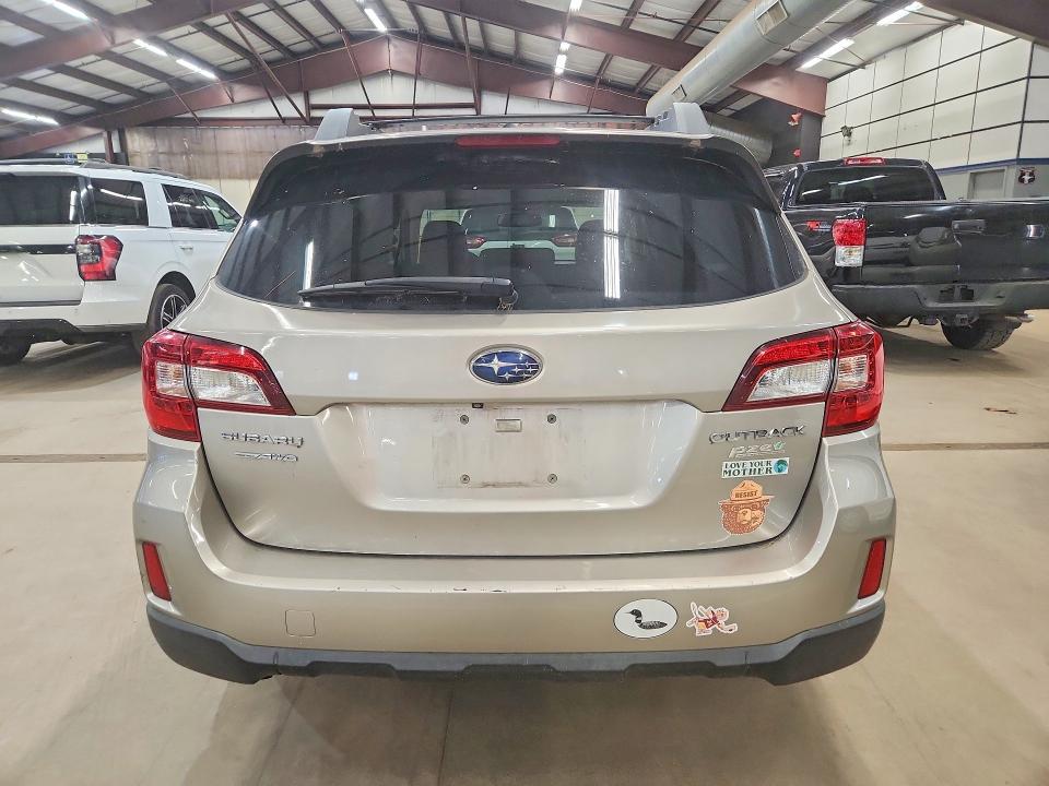 69746876 :رقم المزاد ، 4S4BSANC4F3297014 vin ، 2015 Subaru Outback مزاد بيع