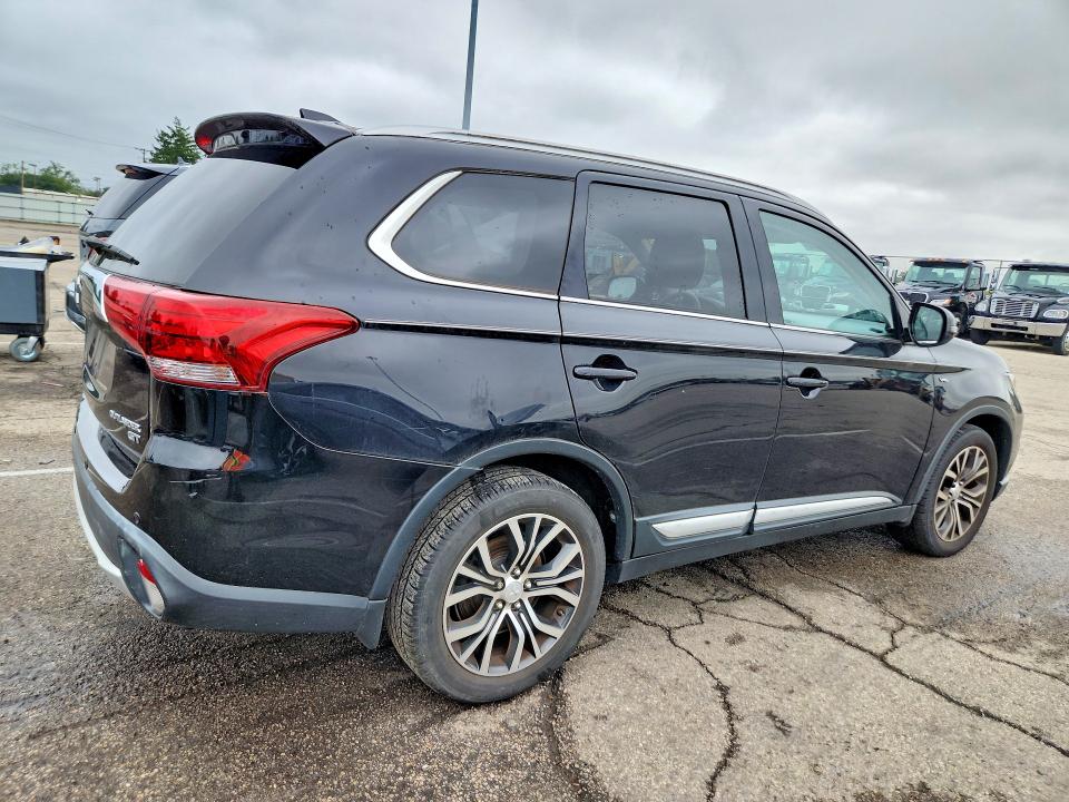 Aukcja sprzedaży 2017 Mitsubishi Outlander, vin: JA4JZ4AX5HZ015432, numer aukcji: 70181896