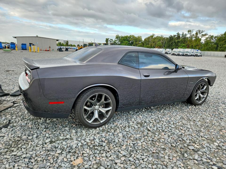 69353276 :رقم المزاد ، 2C3CDZBT5FH910779 vin ، 2015 Dodge Challenger مزاد بيع