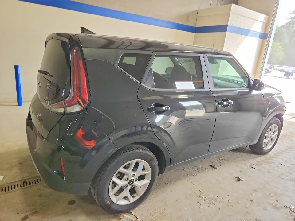2025 Kia Soul მანქანა იყიდება აუქციონზე, vin: KNDJ23AU5S7940886, აუქციონის ნომერი: 70773756
